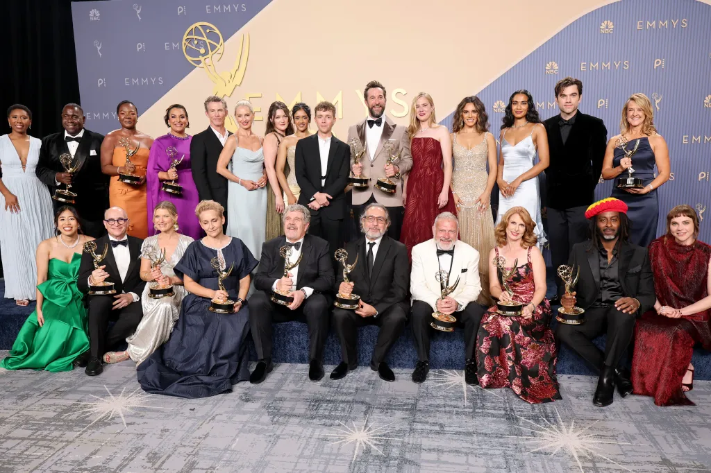 «The Pitt» вдруге поспіль отримав «Еммі» за найкращий драматичний серіал: третій сезон уже знімають